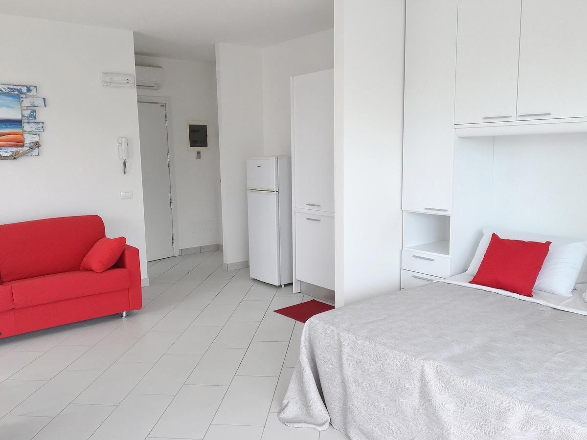 Flamingo Residence Hotel Лидо дели Естенси Екстериор снимка
